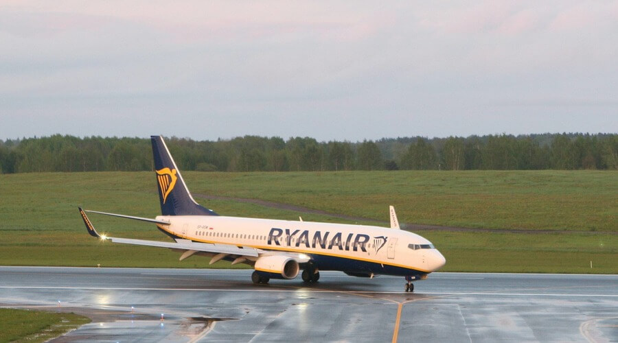          Ryanair   
