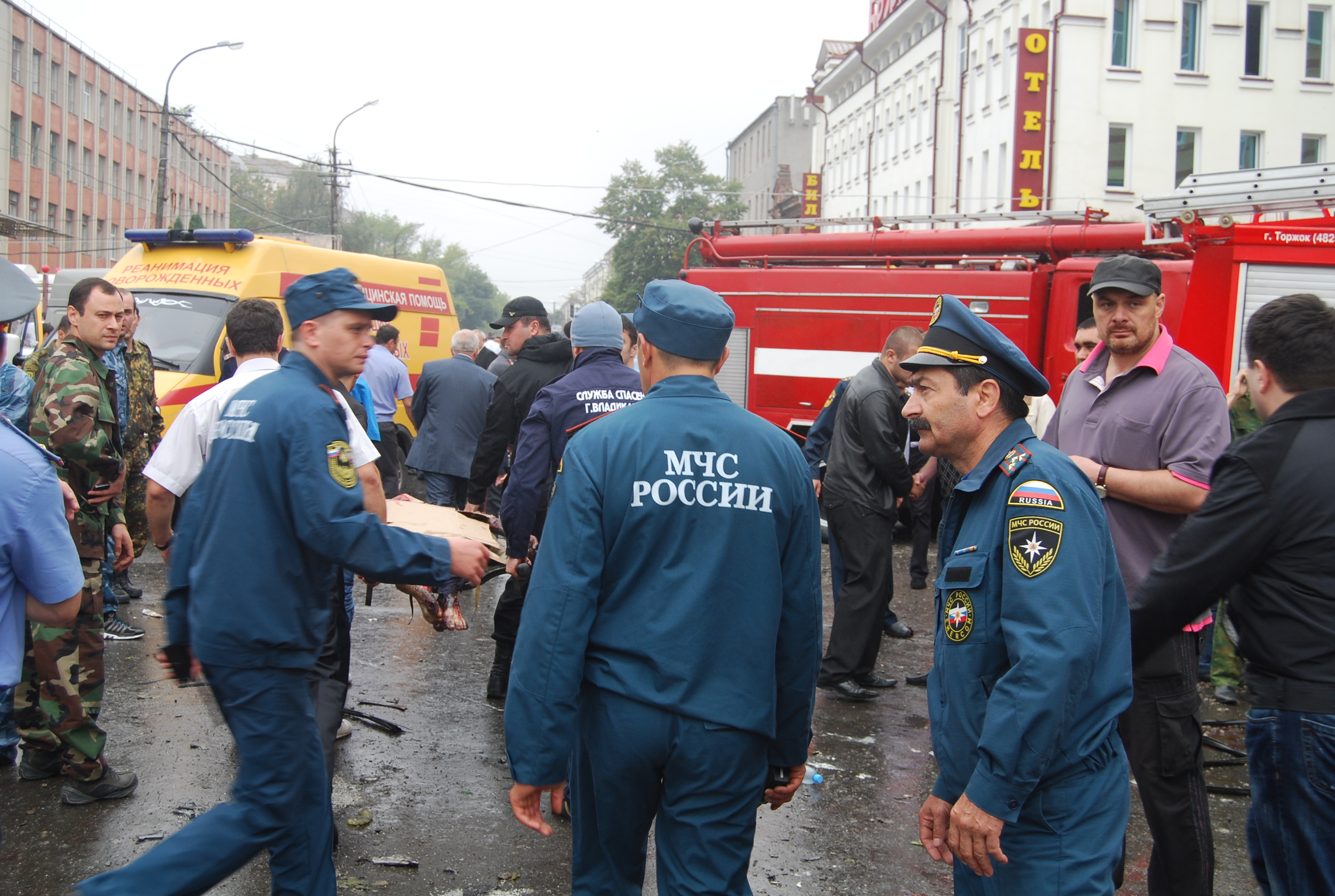 Чп владикавказ. Взрыв на рынке во Владикавказе 2010. Взрыв Центральный рынок Владикавказ. Теракт на рынке во Владикавказе. Взрыв на рынке во Владикавказе теракт.