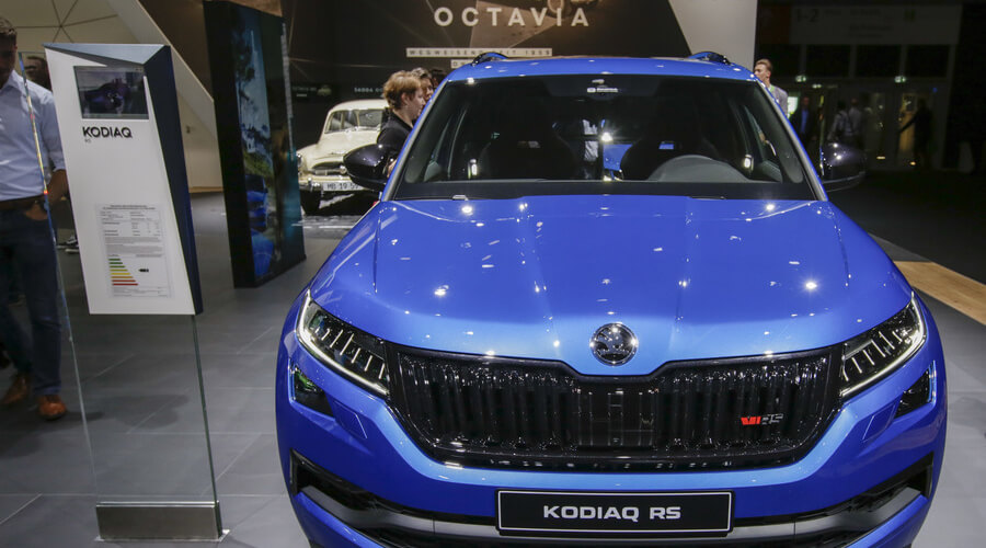 Skoda теперь «роскошный» автомобиль. Массовые модели в РФ попали под повышенный налог