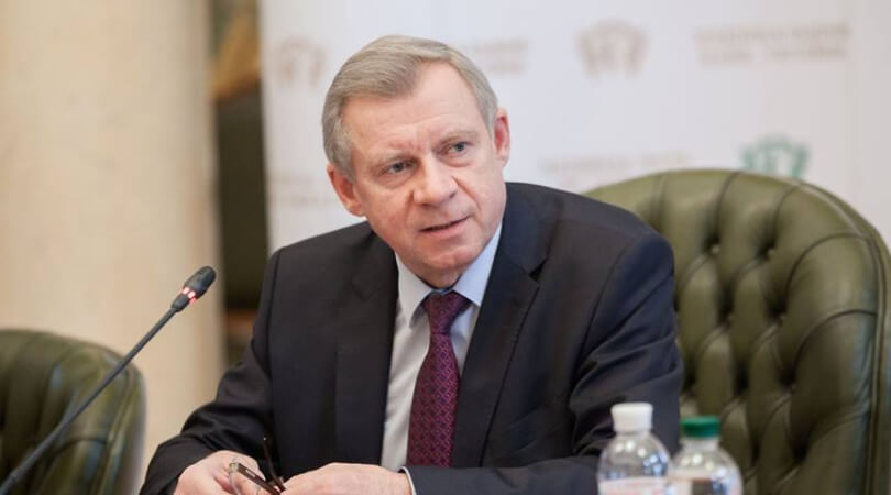 Не выдержав политического давления глава Нацбанка Украины подал в отставку
