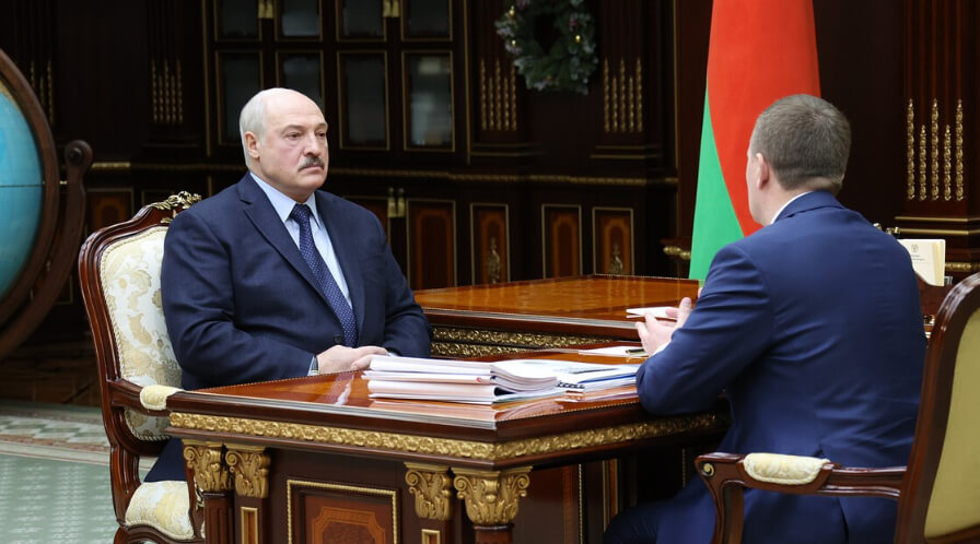 Александр Лукашенко на первой рабочей встрече в этом году сравнил Минск с Москвой