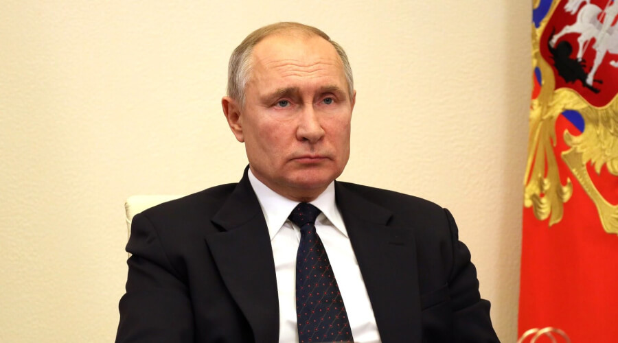 Путин поручил начислить новые выплаты российским семьям от правительства