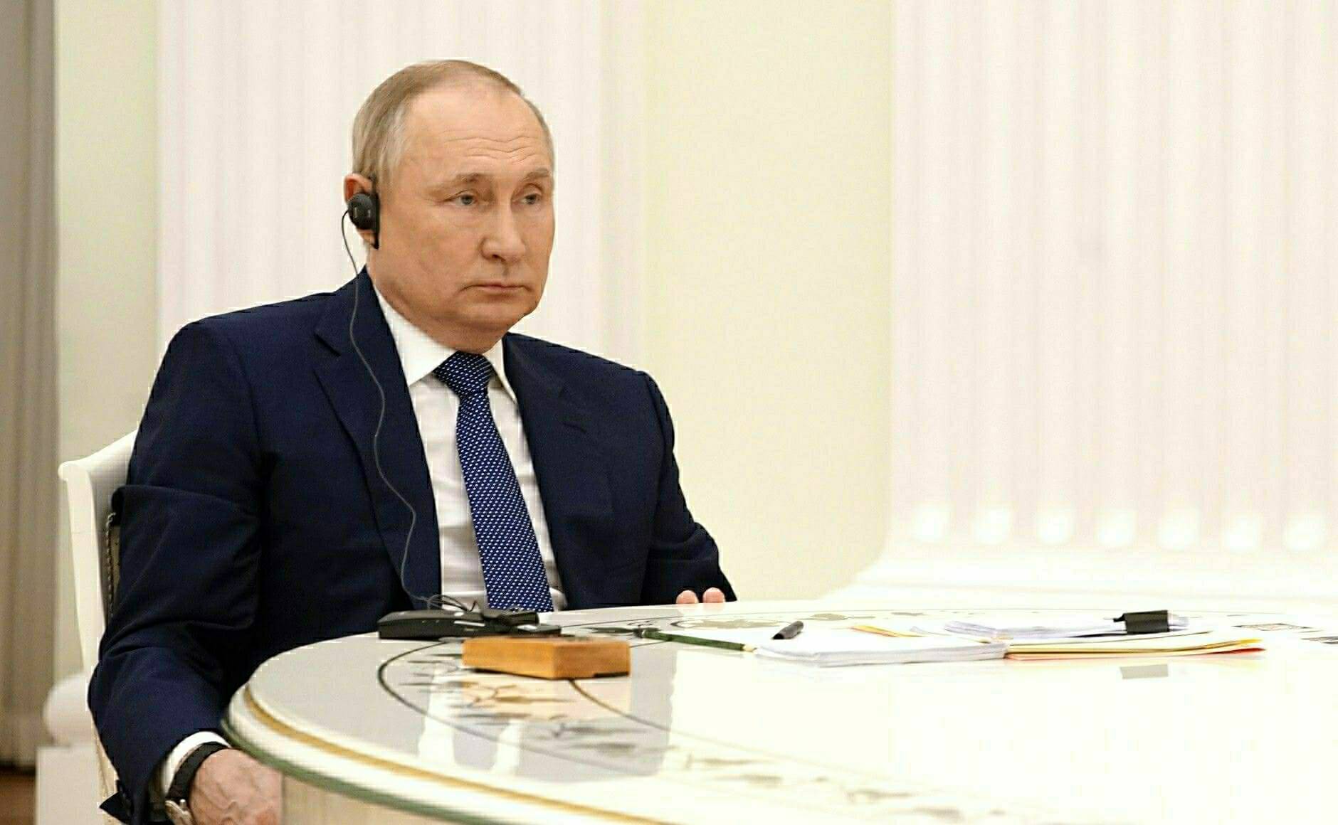 Kremlin Pool/via Global Look Press Kremlin Pool/via Global Look Press