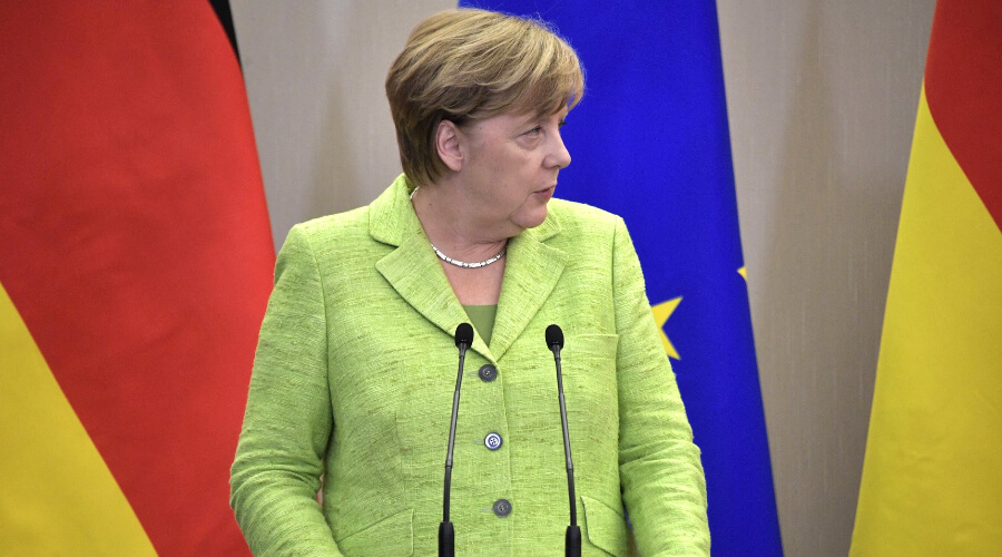 Ангела Меркель: Третья волна коронавируса завершилась в Германии