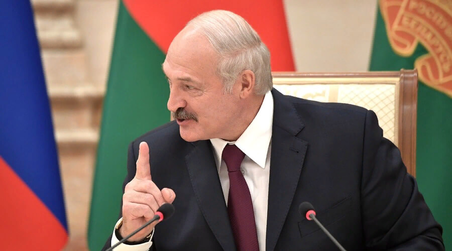 «Только пошевеливайтесь»: Лукашенко готов рекламировать продукты под брендом «ЯБатька»