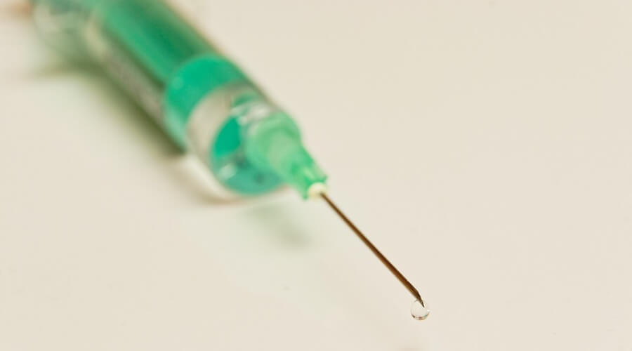 В России идут испытания 17 потенциальных вакцин от коронавируса