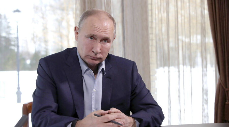 Владимир Путин назвал условие для работы зарубежных интернет платформ в России