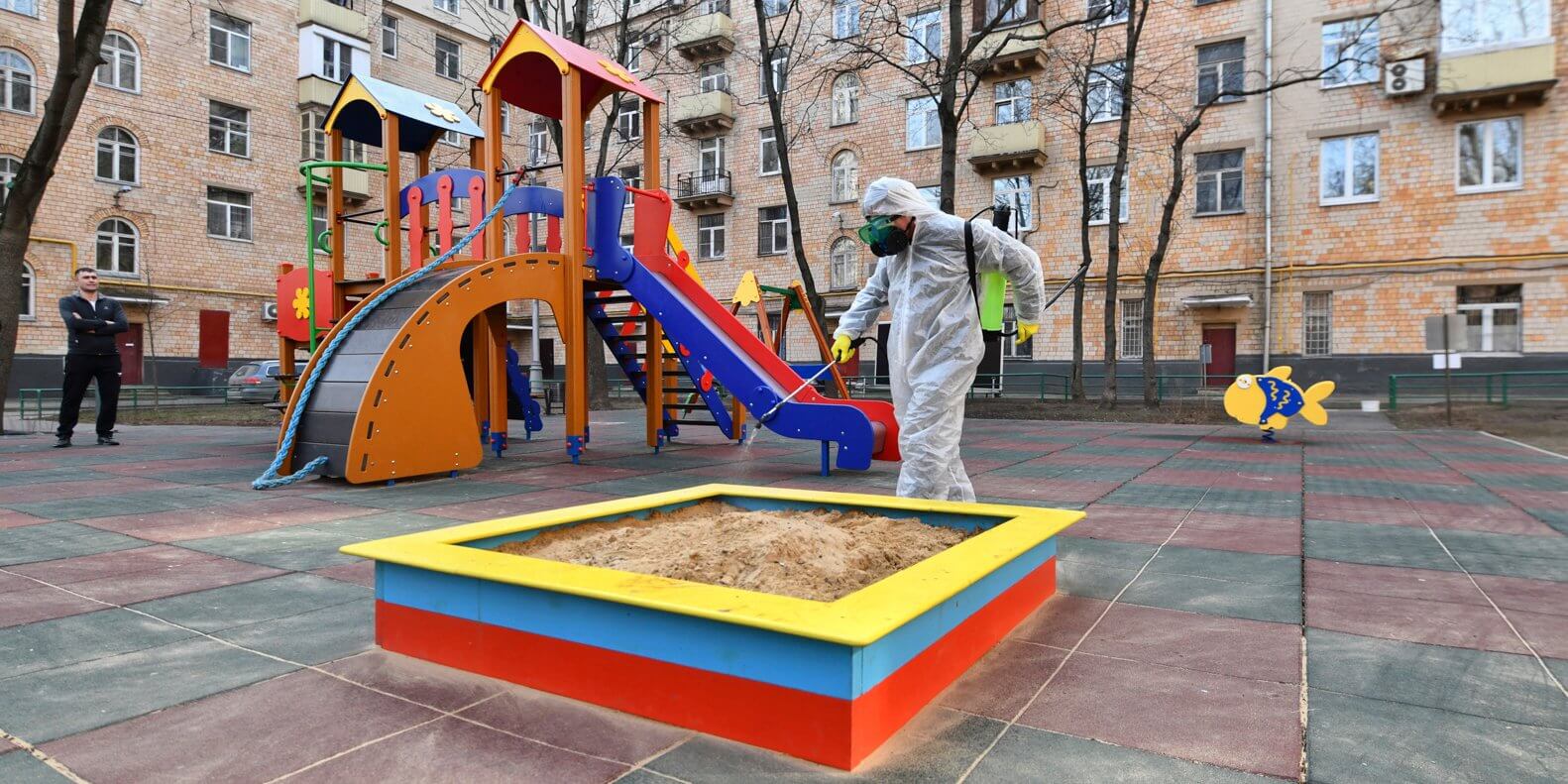 Обработка детской площадки