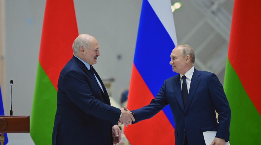 Александр Лукашенко летит к Владимиру Путину на беседу тет-а-тет