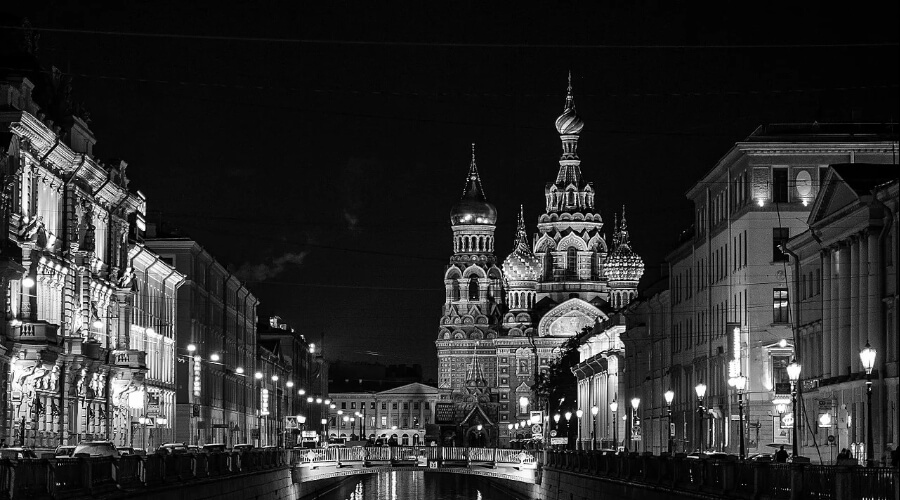 Петербуржские традиции: В Санкт-Петербурге мужчина расчленил коллегу по цеху