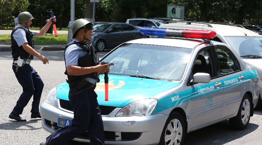 Еще послужат: пенсионный возраст планируют повысить полицейским Казахстана