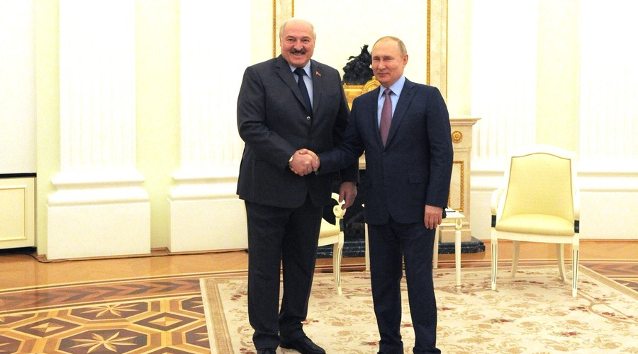 Александр Лукашенко приедет в Москву поговорить с Владимиром Путиным