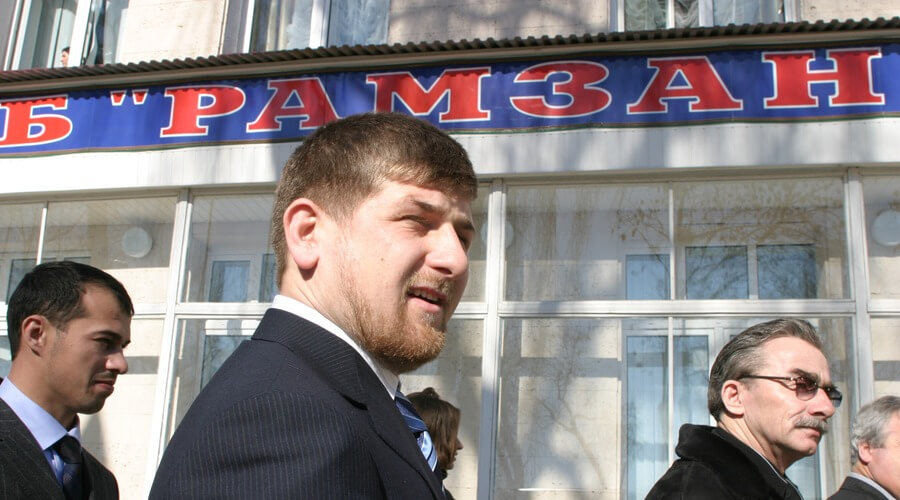 Ухаживал за больным экс-президентом: Рамзан Кадыров рассказал о событиях 29-летней давности 