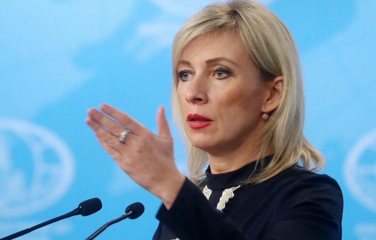 Захарова назвал целью проекта США по демократизации Украины давление на Россию
