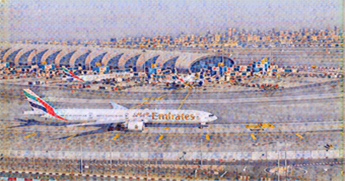 Аэропорт Дубая наймет 3000 бортпроводников для восстановления работы