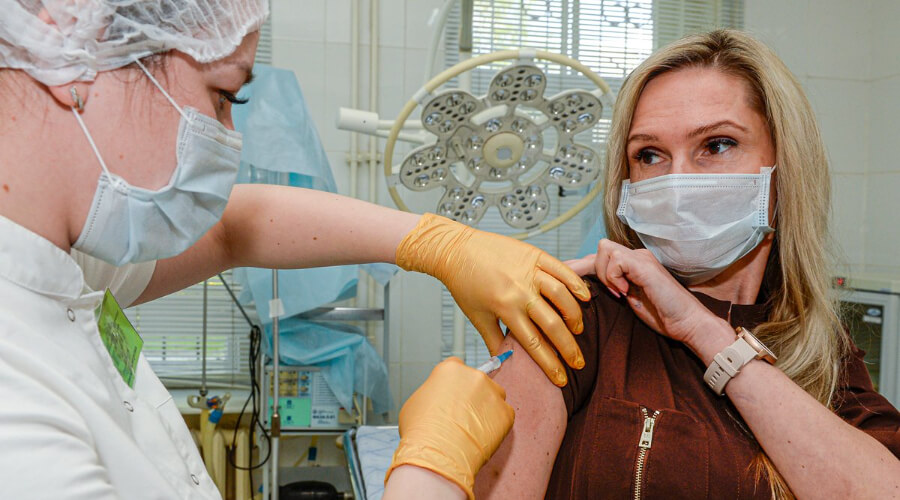 Плюс один: власти Тверской области ввели обязательную вакцинацию от коронавируса