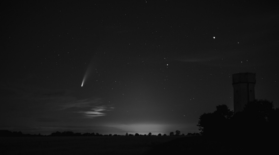 Москвичи смогут увидеть пролет кометы Неовайз