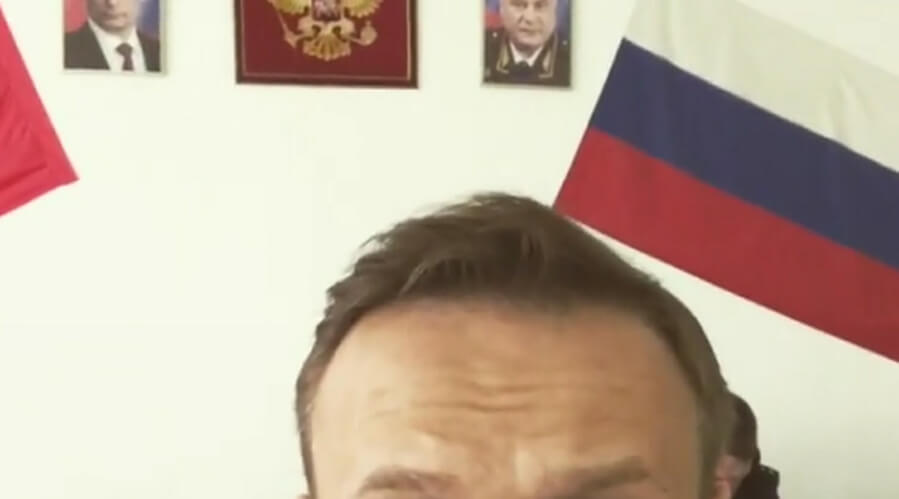 «Возненавидел стекла»: Алексей Навальный из тюрьмы поздравил жену с днем рождения