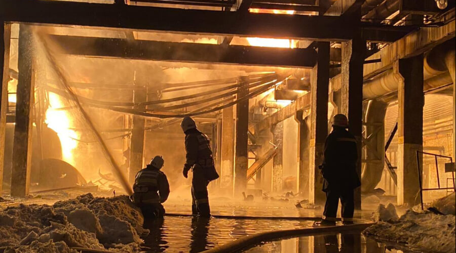 В Уфе произошёл пожар на нефтяном предприятии. Есть погибшие