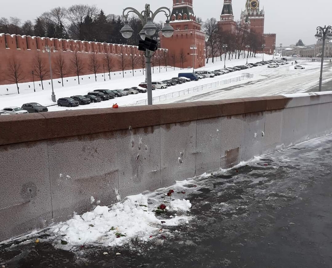 мемориал Немцову