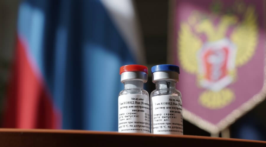 В начале сентября отечественная вакцина от коронавируса начнет тестироваться в клиниках Москвы