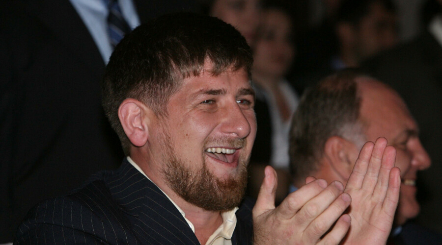 Участники «шайтан-флешмоба» продолжают публично извиняться перед Рамзаном Кадыровым