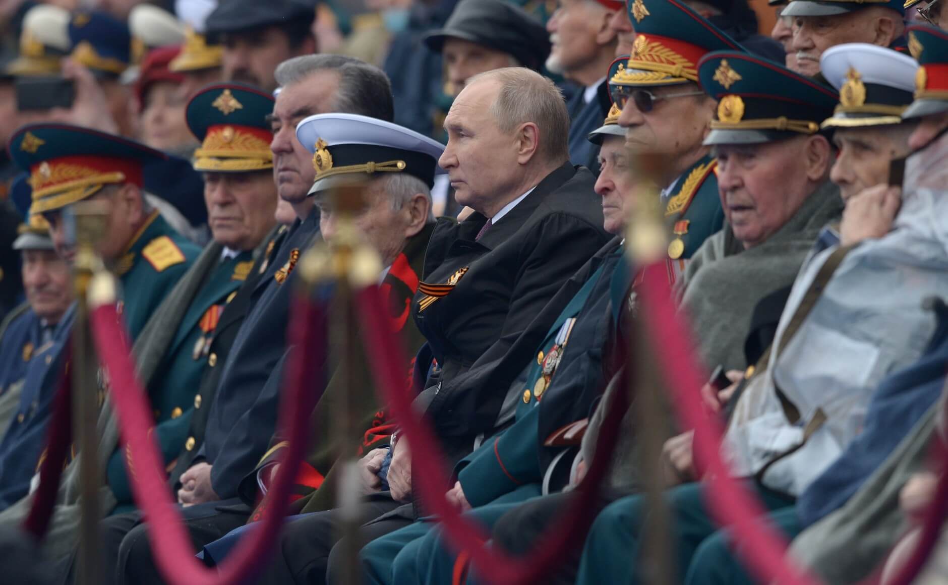 Владимир Путин на военном параде