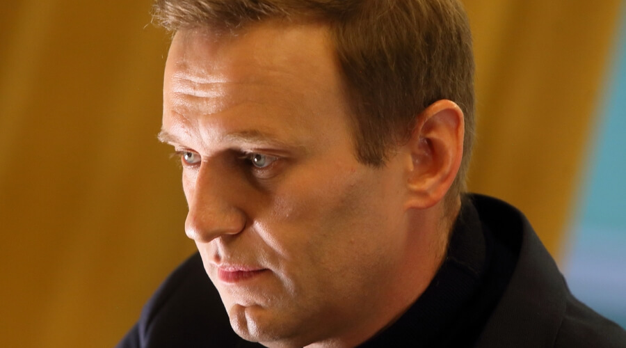 Алексея Навального доставили в «красную» колонию во Владимирской области