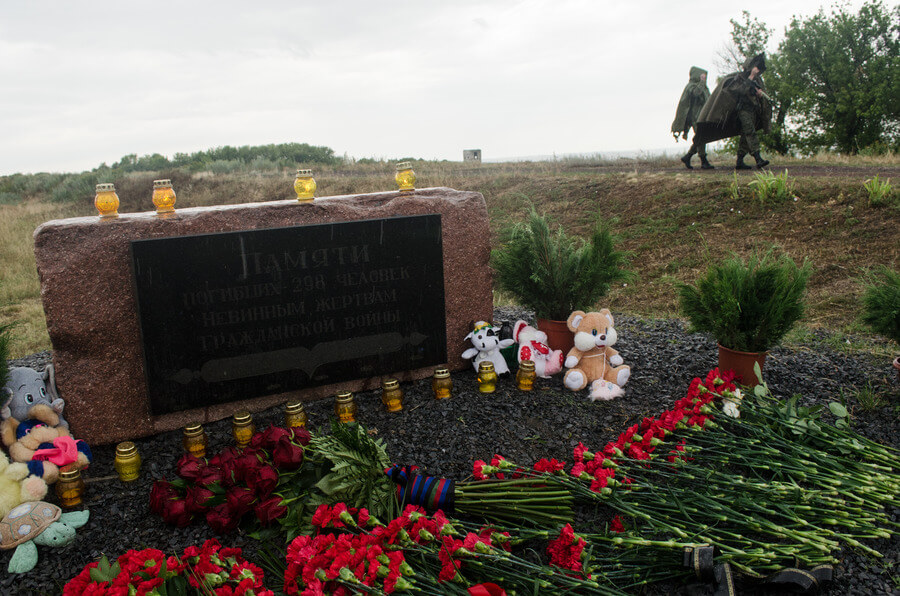 Мемориал на месте крушения MH17