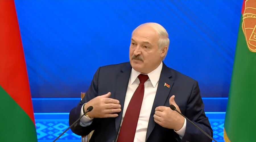 Александр Лукашенко объяснил причину разговора с Владимиром Путиным